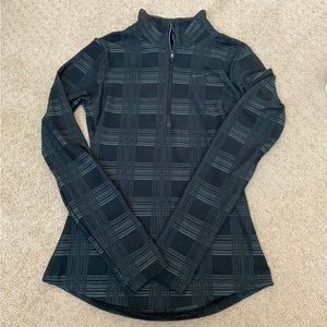 Nike Pro half-zip Like New